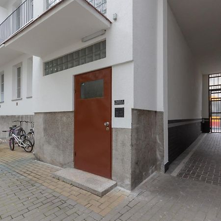 Miodowa Apartment Krasinski Garden Warsaw By Noclegi Renters Экстерьер фото